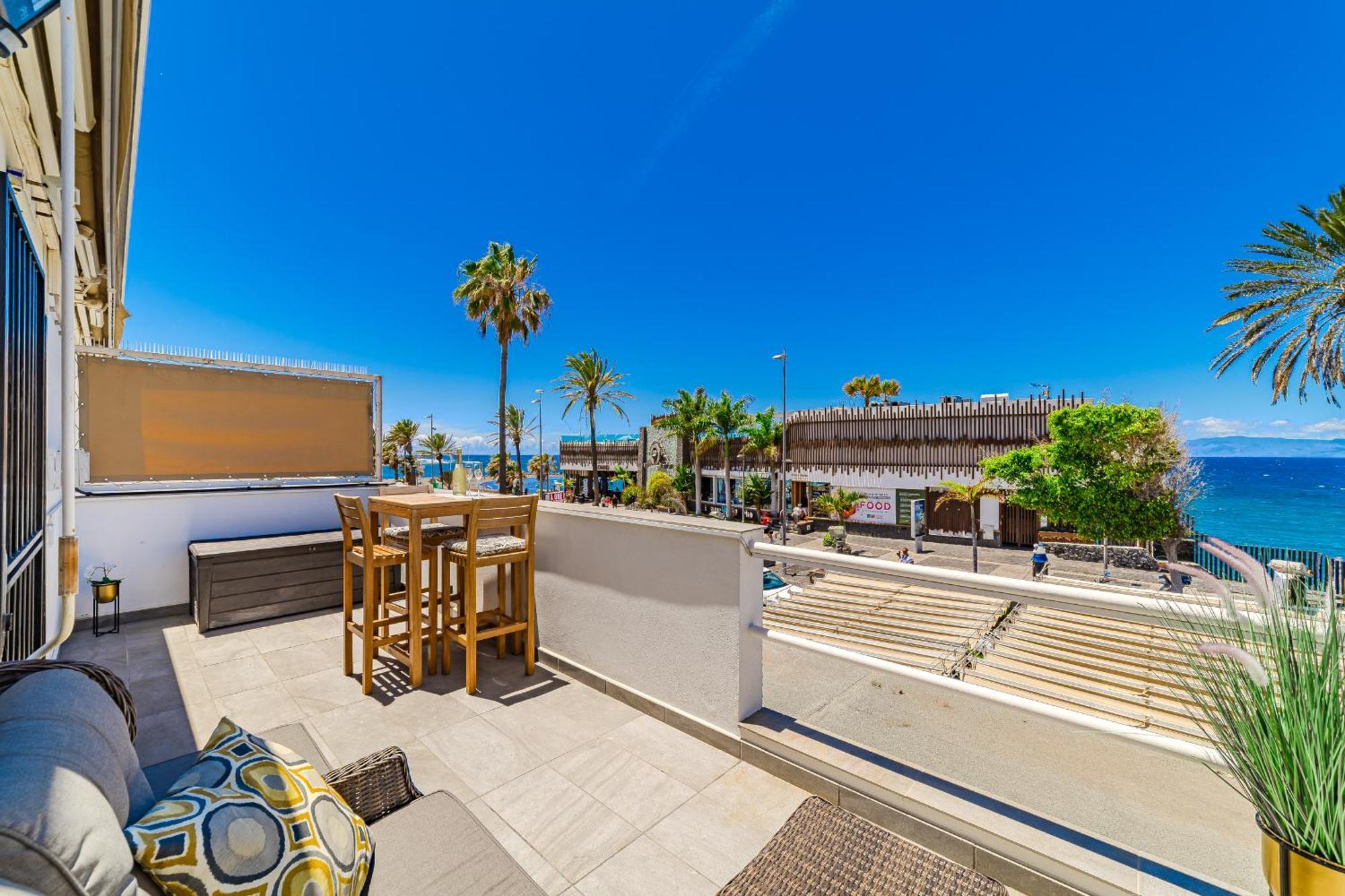 Front Of A Beach Aircon Las Americas Costa Adeje Playa de las Americas (Tenerife) Exterior foto